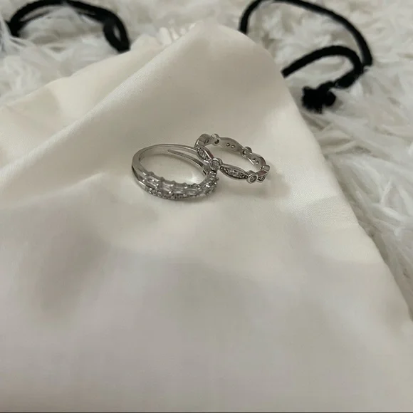 3/$45 Rhinestone rings - Picture 1 of 3